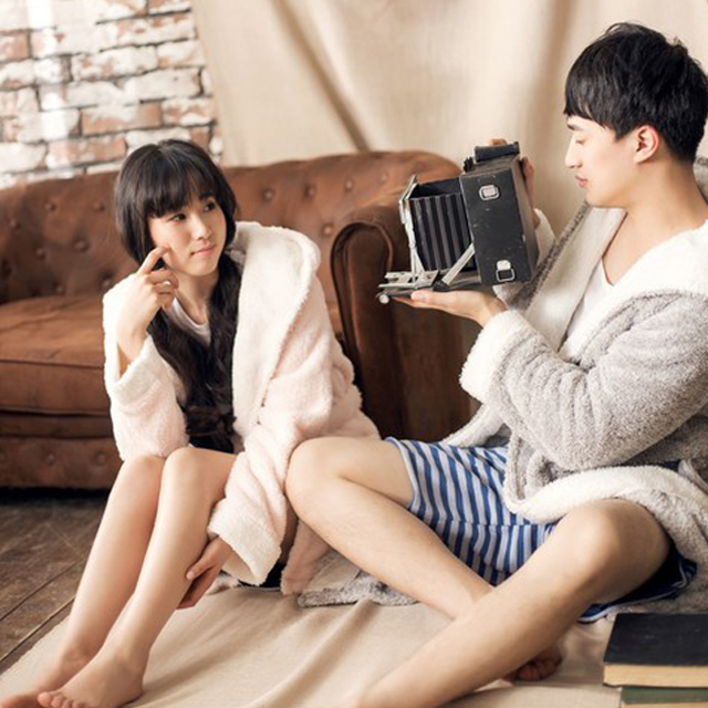 余小飞和管斌的婚礼请柬