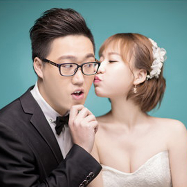 李明蓉和王斌斌的婚礼请柬